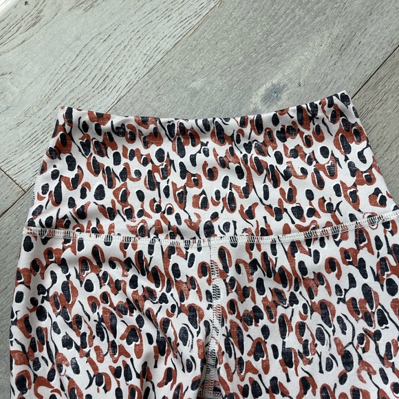 ANTHROPOLOGIE LEGGINGS - Picture 8 of 15